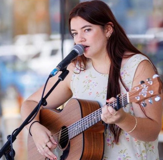 Mia Mazzarella live at Nimbus Rooftop Bar